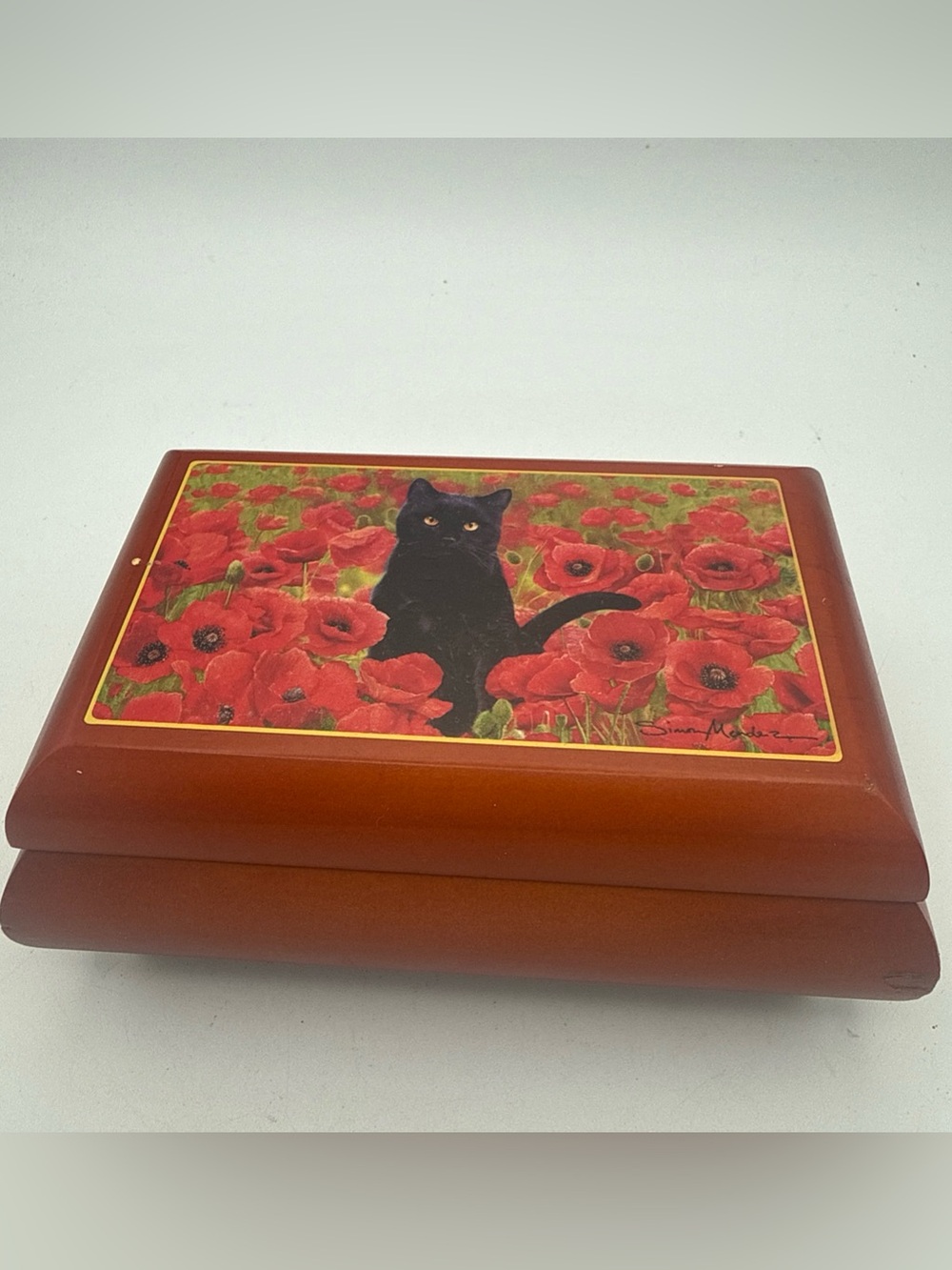 Danbury Mint hardwood music/jewelry box black cat  “Poppy" by Simon Mendez